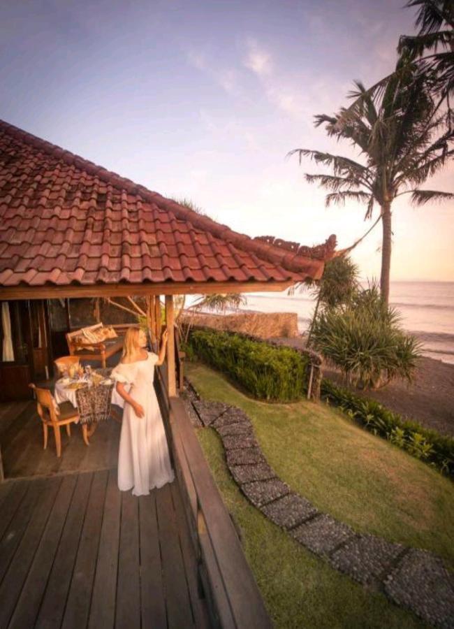 Secret Moon Beach House Jasri Екстер'єр фото